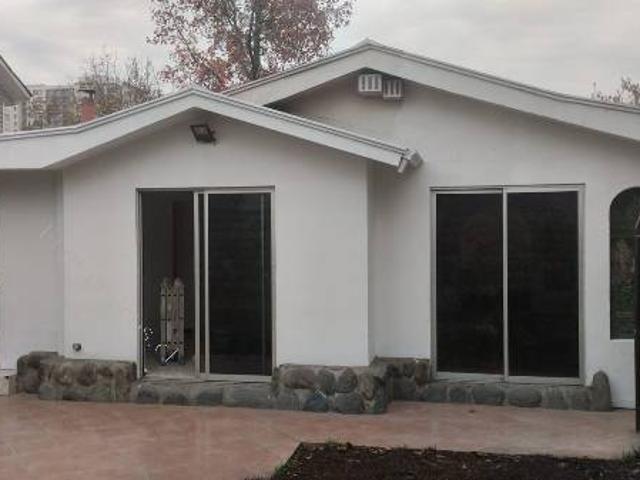 SE ARRIENDA CASA EN MACUL