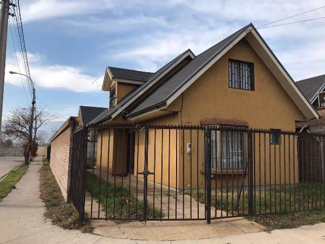 Se Arrienda Casa En Alto Lo Castillo $650.000