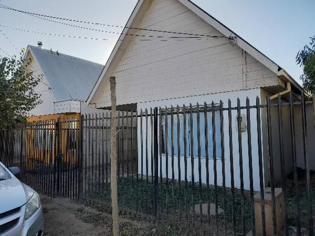 Se arrienda casa en Altos del retiro sur