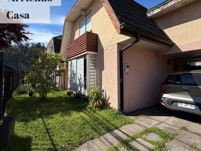 Se arrienda casa en barrio consolidado Parque Residencial Bayona de San Pedro de la Paz