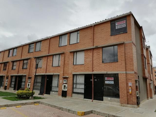 SE ARRIENDA CASA EN CIUADA VERDE CONJUNTO VICTORIA1