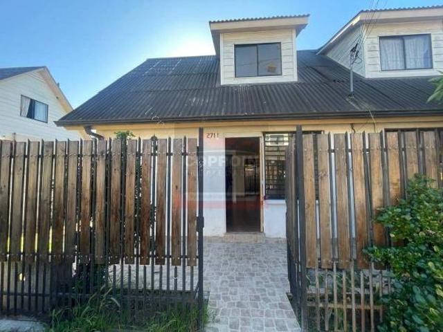 SE ARRIENDA CASA EN DON SEBASTIAN DE RAUQUEN, CURICÓ