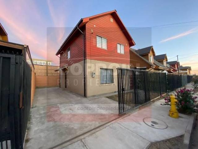 SE ARRIENDA CASA EN DON SEBASTIAN DE RAUQUEN, CURICÓ