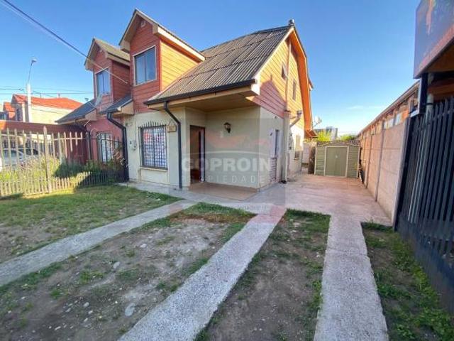 SE ARRIENDA CASA EN DON SEBASTIAN DE RAUQUEN, CURICÓ