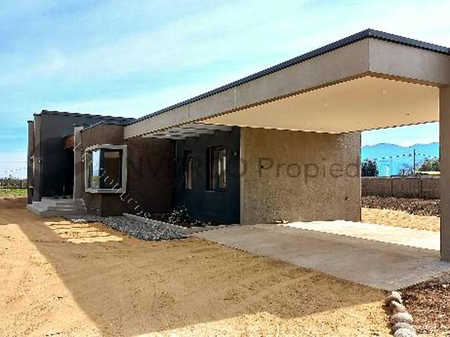 Se Arrienda Casa en El Tambo, San Vicente