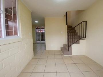 Se Arrienda Casa en en San Ignacio, Pje Nerciso, Villa El Roble, Padre Hurtado