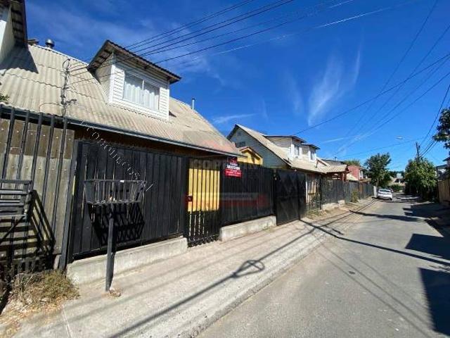 SE ARRIENDA CASA EN JARDINES DE RAUQUEN, CURICÓ