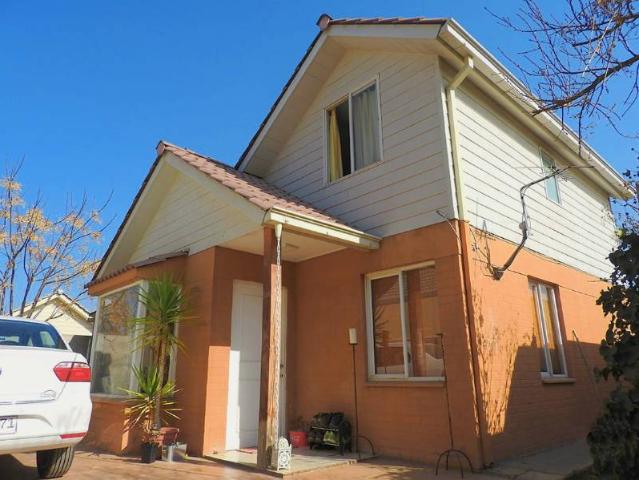 SE ARRIENDA CASA EN LOS PENSAMIENTOS PONIENTE 2772