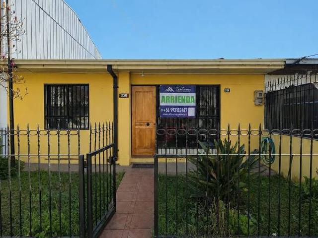 ? ¡SE ARRIENDA CASA EN PLENO CENTRO DE CAUQUENES!