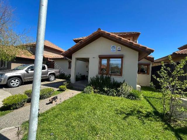SE ARRIENDA CASA EN QUILAMAPU