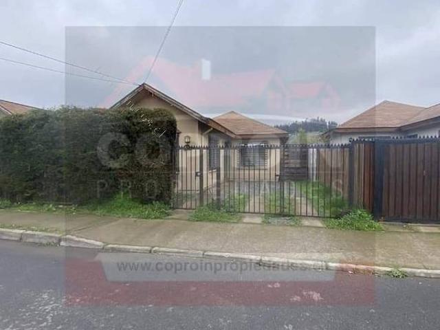 SE ARRIENDA CASA EN RUCATREMO