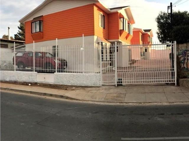 SE ARRIENDA CASA EN VILLA ALEMANA DE 2 PISOS