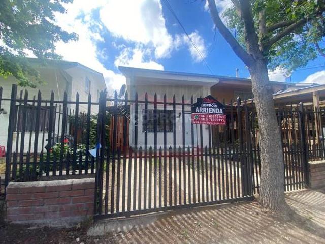 SE ARRIENDA CASA EN VILLA LOS ALMENDROS, CURICÓ