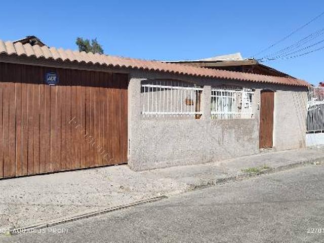 SE ARRIENDA CASA EN VILLA, VALOR $800.000