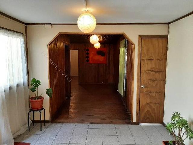 Se arrienda casa interior en San Ramón