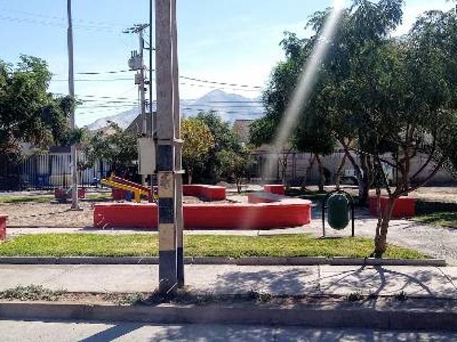 SE ARRIENDA CASA LAS ARAUCARIAS VALOR $750.000