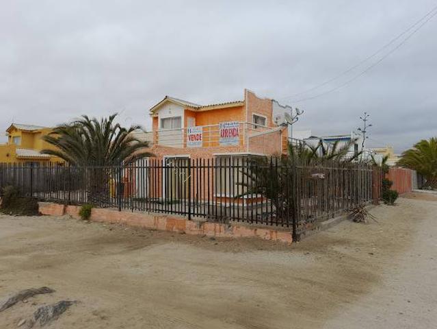 SE ARRIENDA CASA SIN AMOBLADO VILLA CERRADA CALDERA