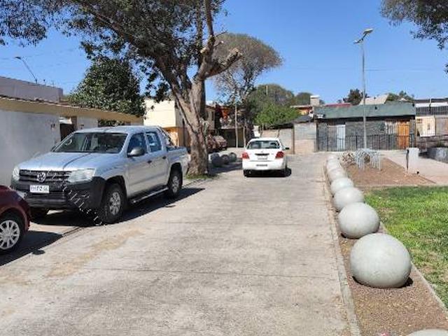 SE ARRIENDA CASA SIN AMOBLADO PJE HUASCO VALOR $750.000