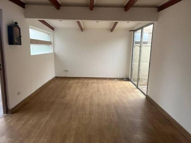 SE ARRIENDA CASA VILLA CERRADA VALOR $850.000