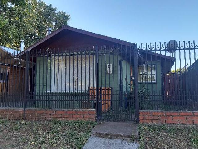 SE ARRIENDA CASA VILLA JARDINES DE LA REPUBLICA
