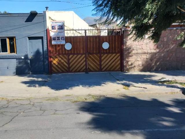 SE ARRIENDA CASA Y GALPÓN LLAY LLAY