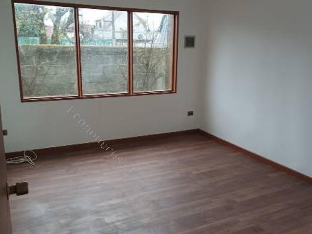 SE ARRIENDA CASA