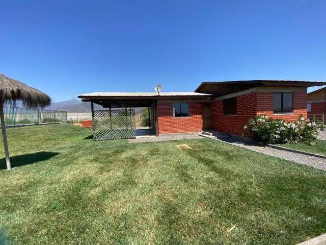 Se Arrienda Casa 2D/1B/2E, Quillota