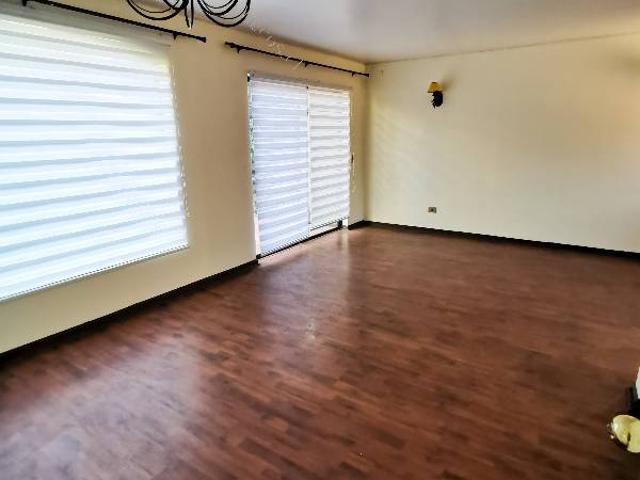 Se arrienda Casa 3D en zona residencial