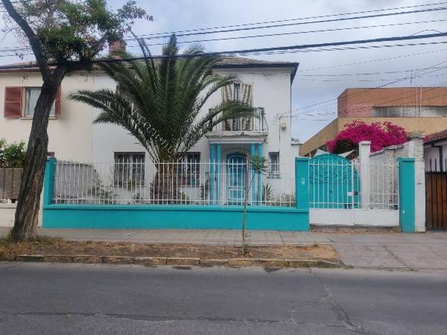 Se arrienda chalet en Providencia