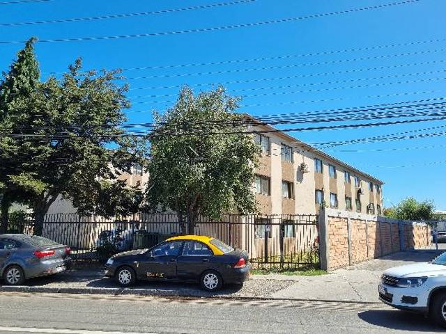 SE ARRIENDA DEPTO.AMOBLADO A PASOS DEL CENTRO