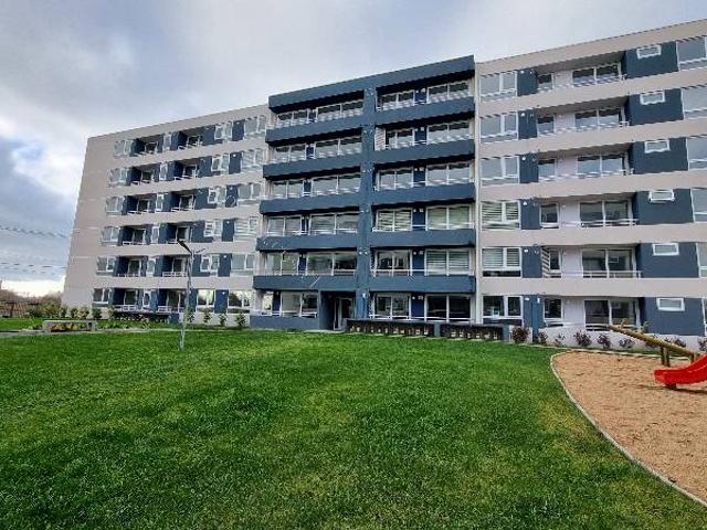 Se arrienda depto.amoblado condominio la castellana