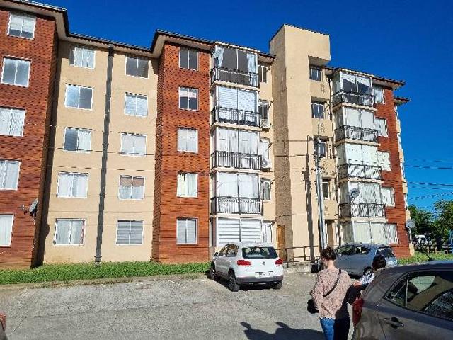Se arrienda depto. condominio cumbres del retiro