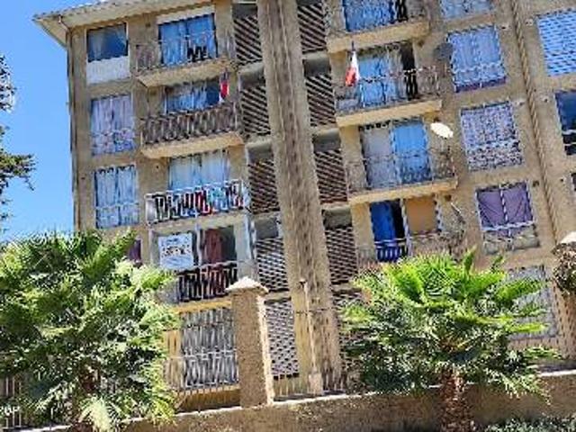 SE ARRIENDA DEPTO SIN AMOBLADO VALOR $380.000