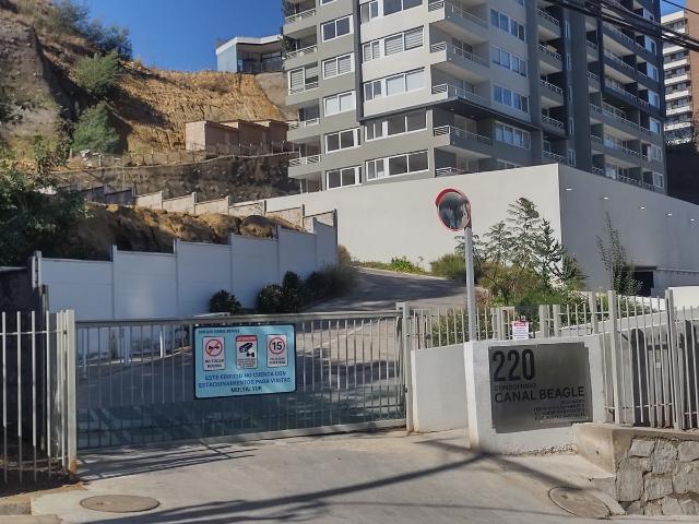 Se arrienda departamento 1 ambiente, en edificio canal beagle