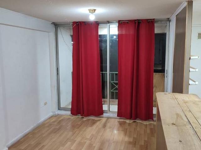 se arrienda departamento 5 to piso