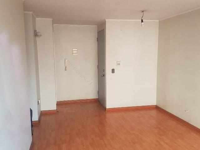 Se arrienda departamento cercano a avenida Macul
