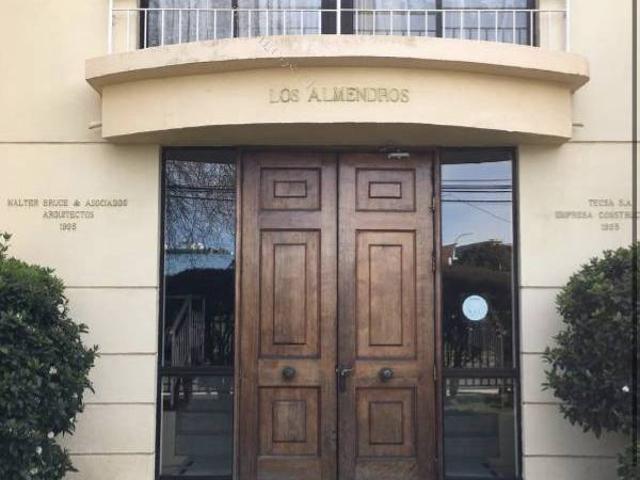 Se arrienda departamento amplio céntrico