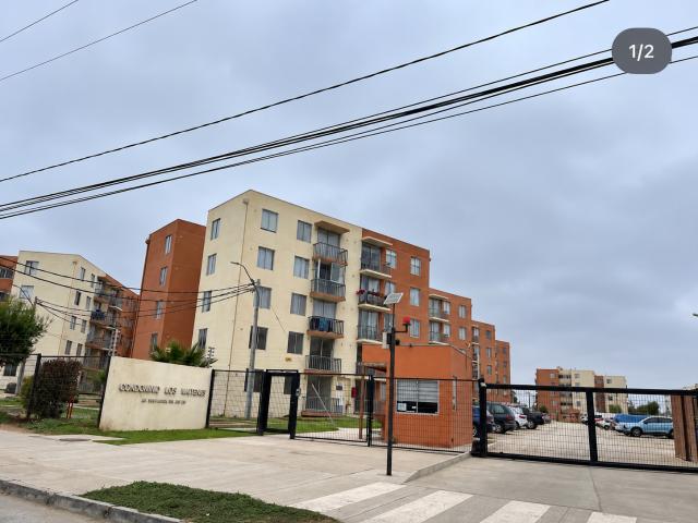 SE ARRIENDA DEPARTAMENTO DE 3 DORMITORIOS, CON ESTACIONAMIENTO, BODEGA Y AMOBLADO EN PUERTAS DEL MAR, CERCA DE SUPERMERCADO, PLAYA, Y CENTROS COMERCIALES