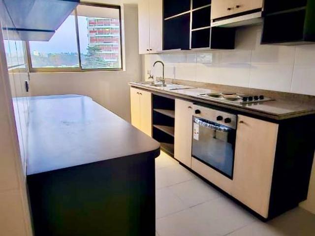 Se arrienda departamento de 180 mt2 3D, 3 B, 1E, 1B