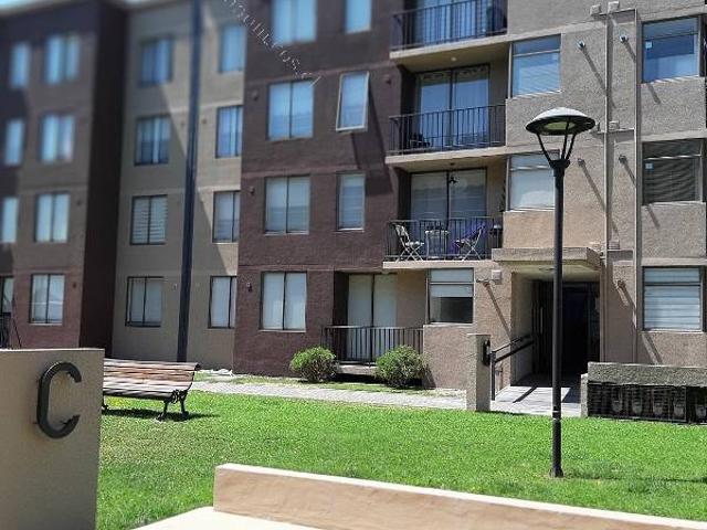 Se arrienda departamento en condominio quillayes