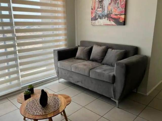 SE ARRIENDA DEPARTAMENTO EN LA FLORIDA, 3 DORMITORIOS Y 2 BAÑOS AMOBLADO
