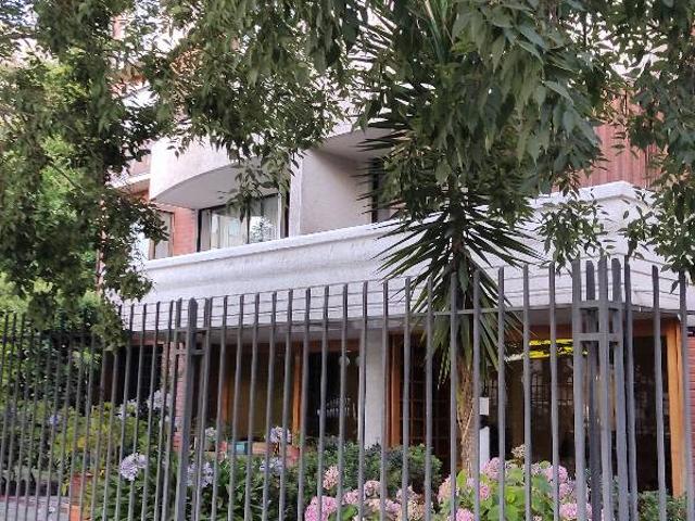 Se arrienda departamento en Providencia