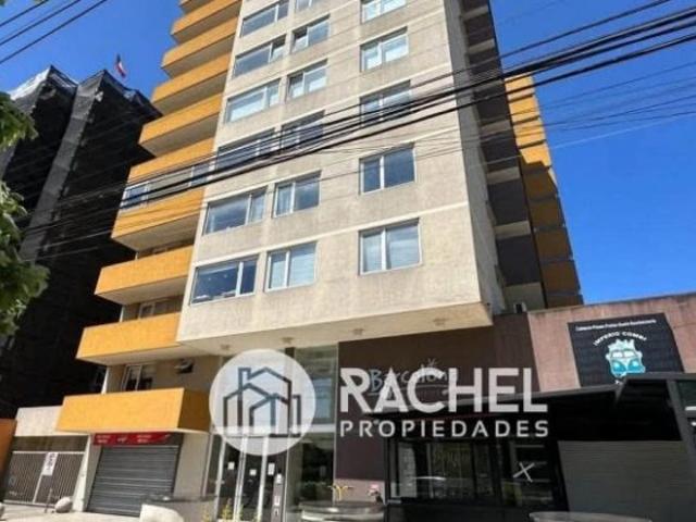SE ARRIENDA DEPARTAMENTO EDIFICIO BARCELONA CON AMPLIA TERRAZA