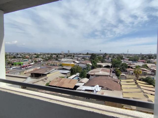 Se arrienda departamento semiamoblado