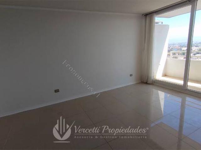 Se ARRIENDA espacioso y moderno departamento en La Cisterna