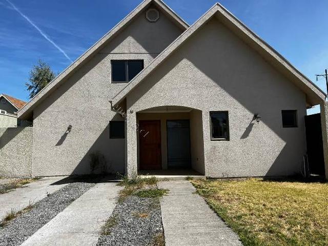 SE ARRIENDA ESPECTACULAR CASA EN CONDOMINIO DEL REAL