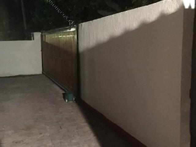 Se arrienda excelente casa