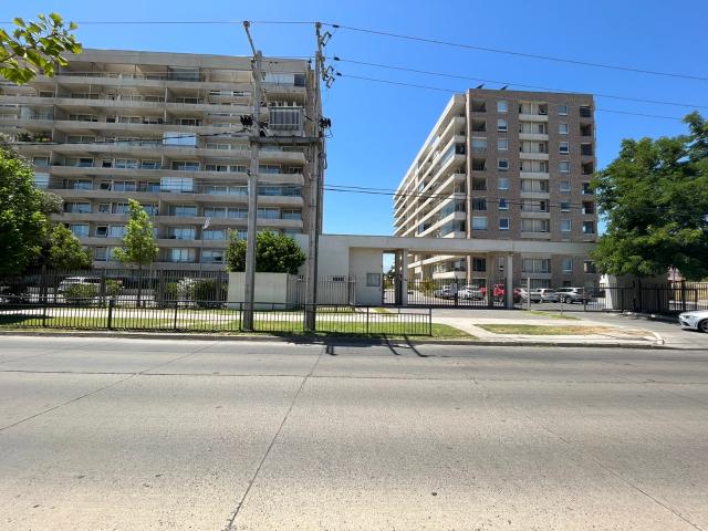 Se arrienda exclusivo departamento en LO MATTA