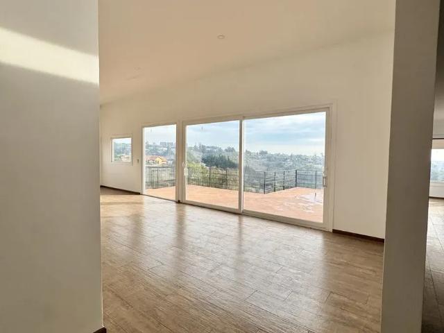 Se Arrienda Exclusiva Casa Contemporánea 4d 3b 3e Mantagua