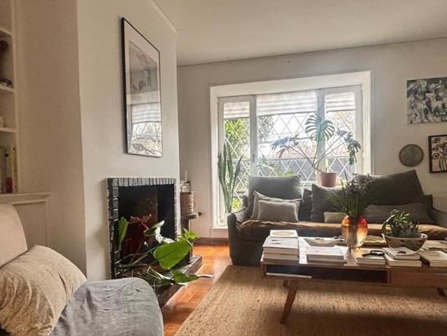 Se arrienda habitación con baño en barrio Presidente Errázuriz